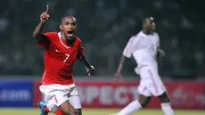 Di matchday pertama Grup A Piala AFF 2016, Boas Salossa membuka gol pertama bagi Timnas Indonesia saat menghadapi Thailand di Philippine Sports Stadium pada menit ke-53. (AFP/Adek Berry)