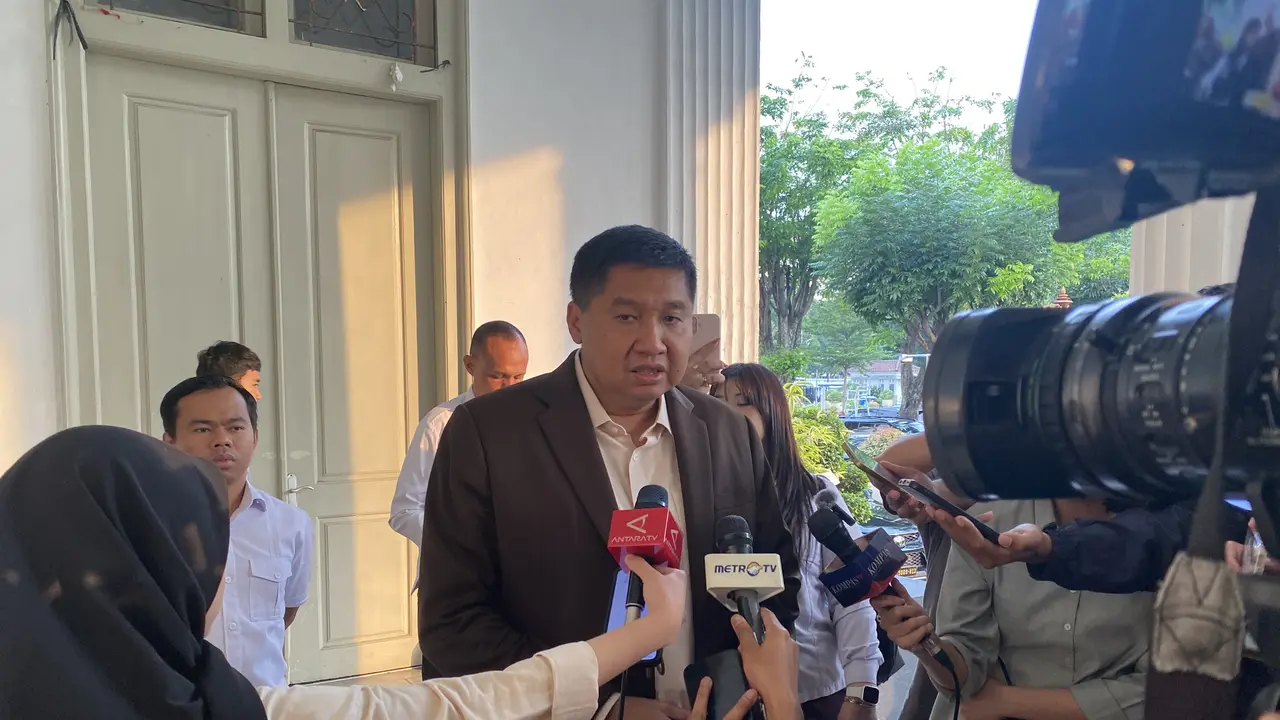 Menteri Perumahan dan Kawasan Permukiman (PKP), Maruarar Sirait