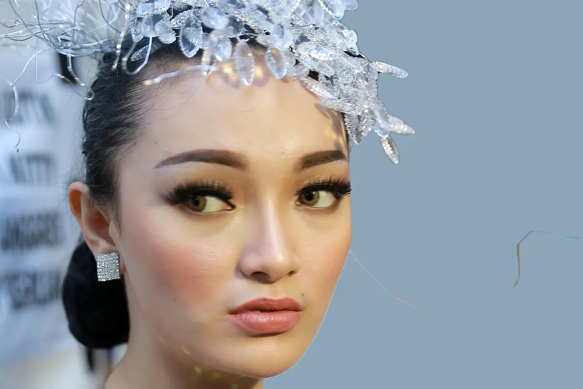 [Bintang] Zaskia Gotik