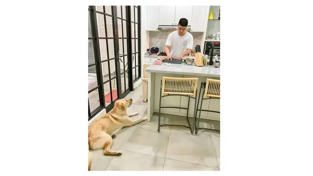 7 Potret Rumah Chef Arnold, Mewah dan Instagramable