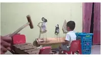 Video Bocah Jadi Dalang Cilik Marah ke Ayahnya karena Salah Nada, Curi Perhatian