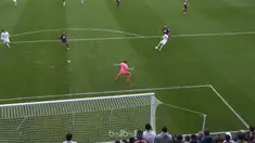 Berita video gol-gol kemenangan Real Madrid atas Eibar 2-1 yang dicetak Cristiano Ronaldo di La Liga 2017-2018. This video presented by BallBall.