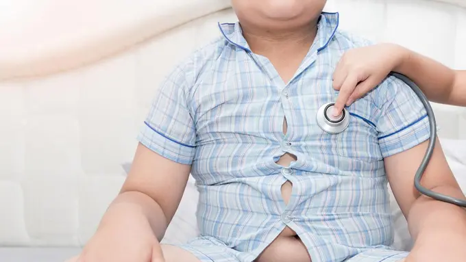 Mungkinkah Anak-Anak Terkena Kolesterol Tinggi? (Kwanchai C/Shutterstock)