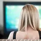 Studi ungkap sisi postif dan negatif tayangan seksual di TV terhadap perilaku seksual remaja.