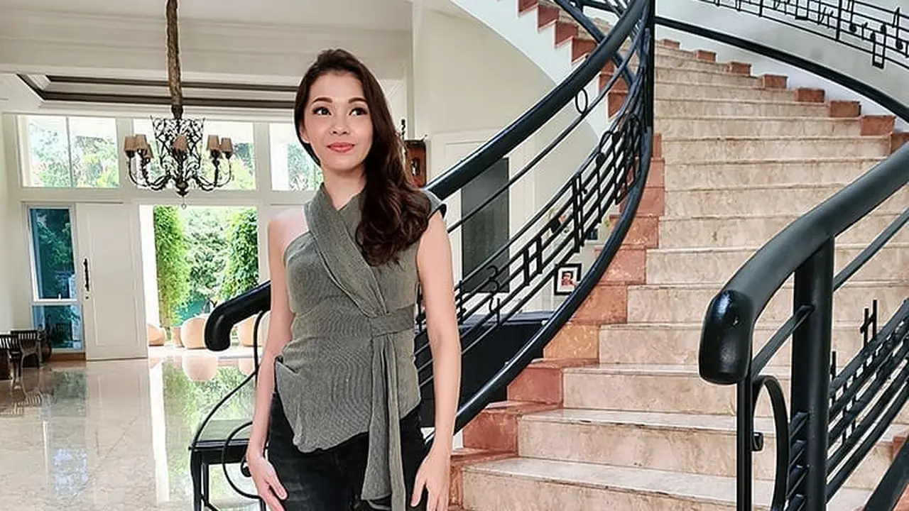 [Fimela] Maya Septha