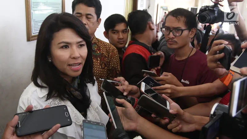 Kuasa Hukum Basuki Tjahaja Purnama atau Ahok, Fifi Lety Indra