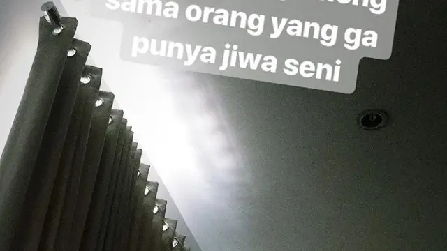 Keponakan Dewi Perssik