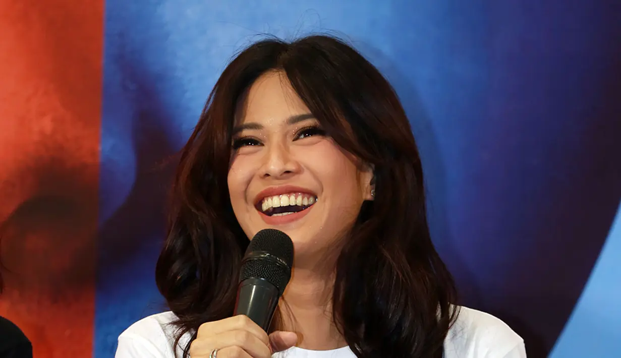 Dian Sastrowardoyo. (Deki Prayoga/Bintang.com)