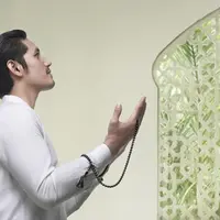 (depositphotos/leolintang)