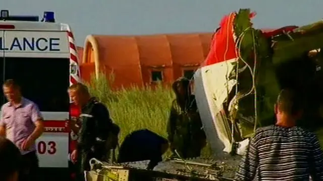 Sepekan pasca jatuhnya pesawat MH17 tim investigasi Malaysia belum bisa memasuki lokasi kejadian yang terletak diperbatasan Ukraina-Rusia.