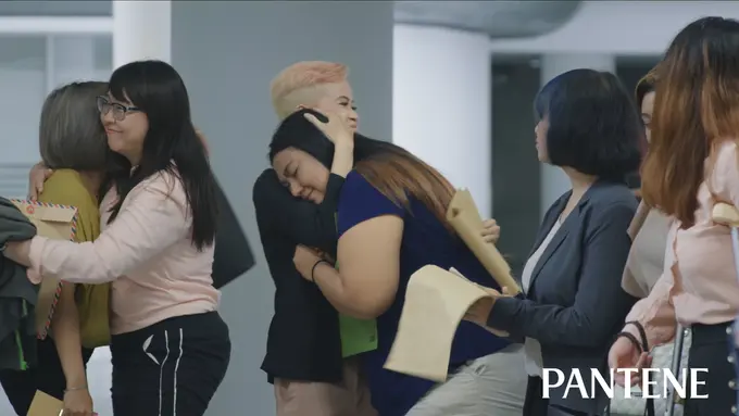 Berpenampilan Menarik Itu Tak Kenal Batas, Video Viral Ini Jadi Buktinya