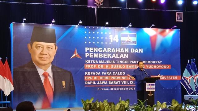 Dukung Pasangan Prabowo-Gibran di Cirebon, SBY: Persaingan Makin Sengit