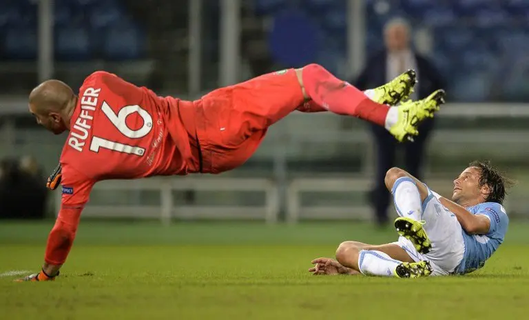 Stephane Ruffier  (AFP Photo / Andreas Solaro phe Verhaegen)