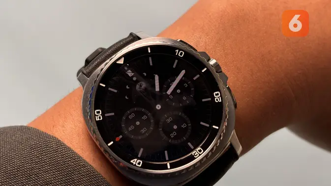 <p>Galaxy Watch 8 Classic. (Liputan6.com/ Yuslianson)</p>