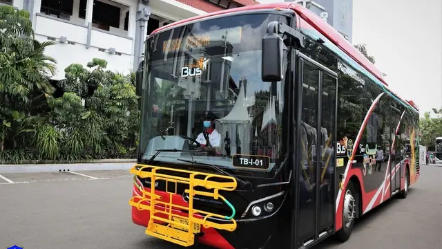 Teman Bus Trans Semanggi Suroboyo mulai beroperasi pada 1 Februari 2022. (surabaya.go.id)