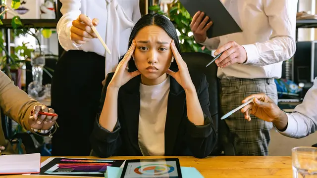 Kurangi Multitasking Berlebihan