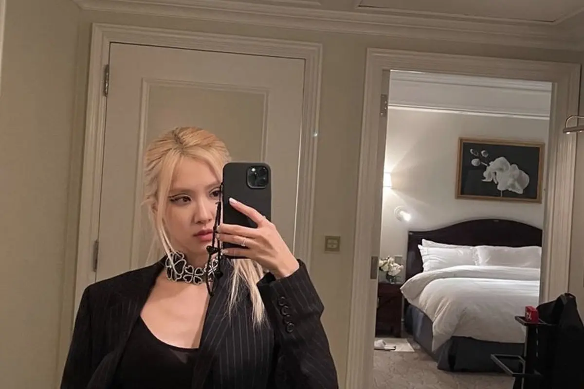 Hadir di After Party Met Gala, berikut harga keseluruan outfit Rose BLACKPINK/dok. Instagram (@roses_are_rosie)