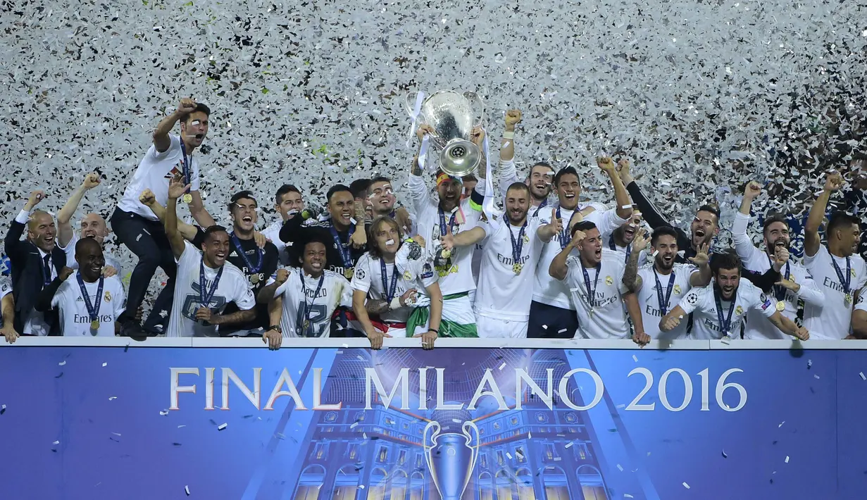 Real Madrid, meraih title juara Liga Champions yang ke-11 usai mengalahkan Atletico Madrid pada laga Final di San Siro Stadium, Milan (28/5/2016). (AFP/Olivier Morin)