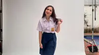 4 Potret Tissa Biani Berbalut Seragam Sekolah Perankan Jadi Anak SMP, Baby Face Dipuji Masih Cocok
