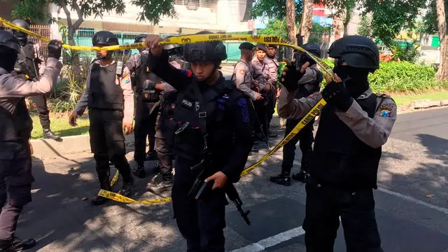 Pasca-Ledakan Bom di Gereja Santa Maria