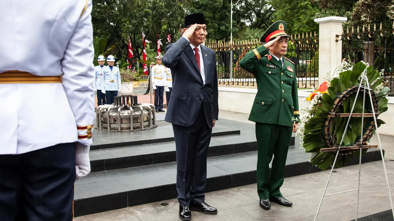 Menhan Sjafrie Sjamsoeddin Terima Kunjungan Menhan Vietnam