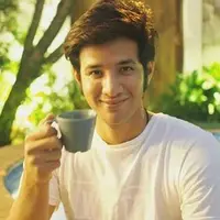 Ammar Zoni mulai memberanikan diri untuk menghadapi dunianya kembali.