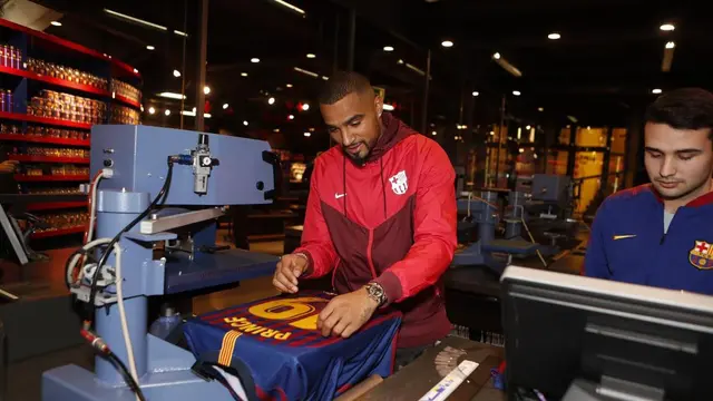 Kevin-Prince Boateng (fcbarcelona.com)