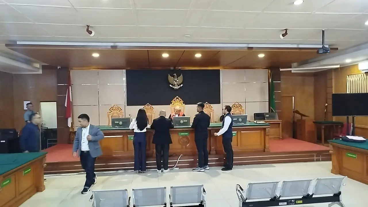 Wakil Wali Kota Bandung Erwin Tersangka