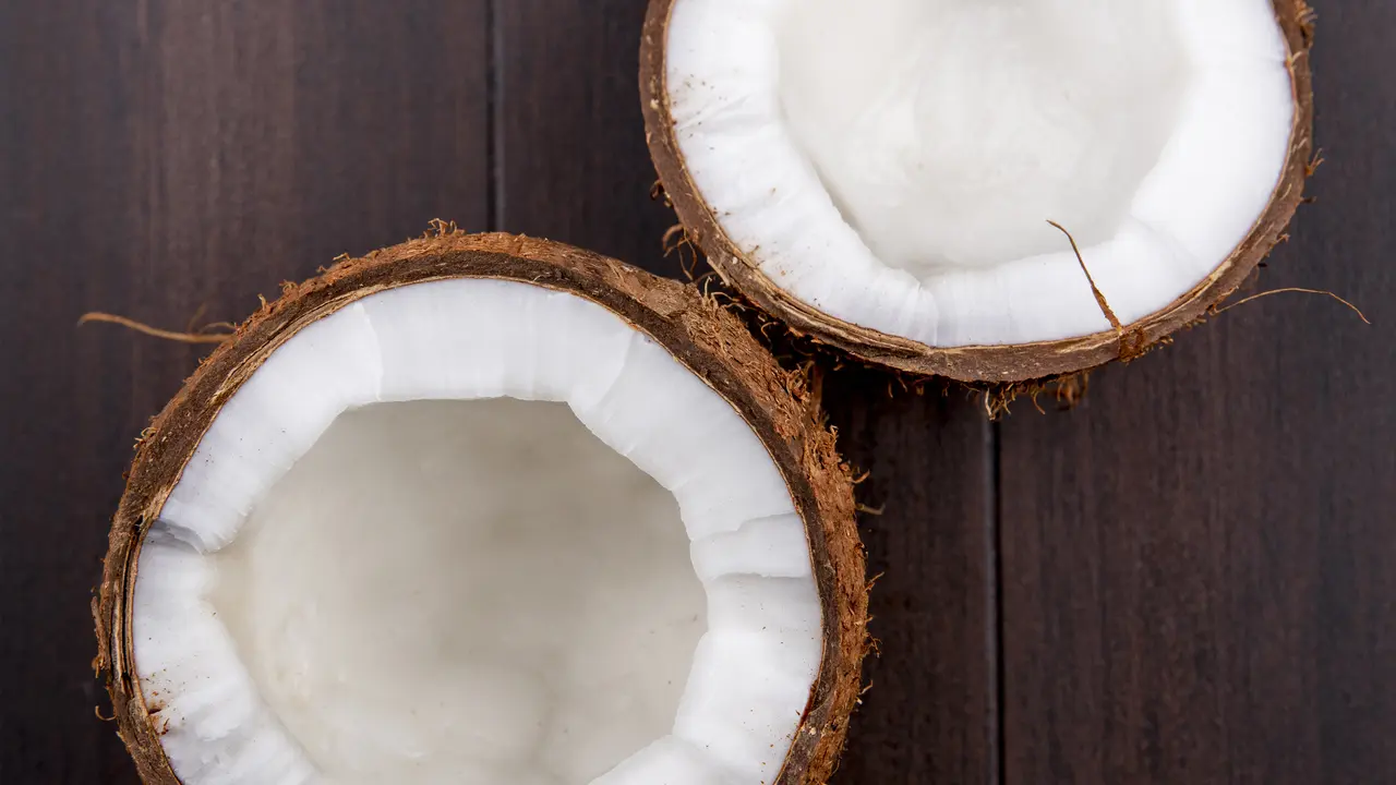 Jangan Langsung Dimasukkan Kulkas, Ini Cara Simpan Kelapa Parut  Agar Awet hingga 1 Bulan