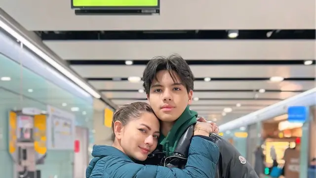 5 Foto Cut Keke dan Anaknya yang Jarang Tersorot, Kebersamaan di London Jadi Sorotan