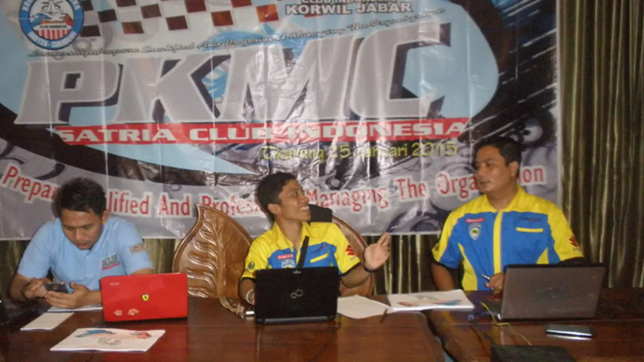 Komunitas Satria Club Indonesia Belajar tentang Leadership