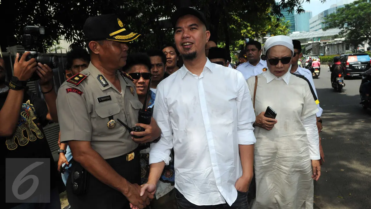 20160602-Dilarang Demo "Tangkap Ahok", Ahmad Dhani & Ratna Sarumpaet Datangi KPK-Jakarta