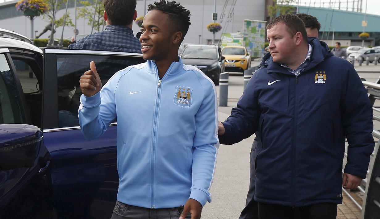 Raheem Sterling saat berada di Stadion Etihad, Manchester., Inggris. (14/7/2015). (REUTERS/Andrew Yates)