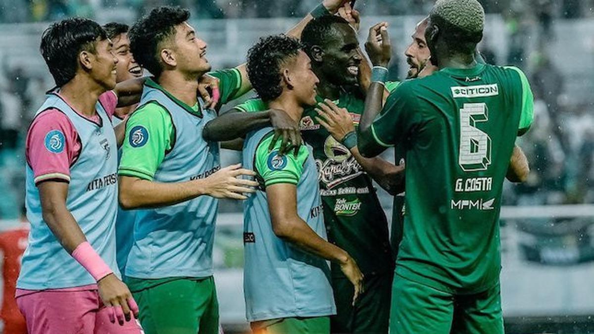 Link Streaming Persebaya Surabaya vs Football West All Star di Indosiar dan Vidio