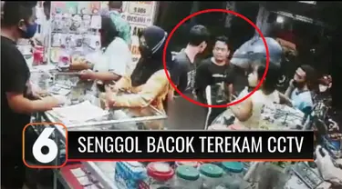 Hanya karena bersenggolan saat berada di toko ponsel, seorang pria asal Krian, Sidoarjo, Jawa Timur, nekat membacok korban dengan menggunakan samurai. Akibatnya, korban mengalami luka parah di bagian tangan.