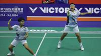 Ganda putri Indonesia, Apriyani Rahayu/Siti Fadia Silva Ramadhanti, saat bertanding pada 16 besar Hong Kong Open 2023 di Hong Kong Coliseum, Kowloon, Kamis (14/9/2023). (Bola.com/PBSI)