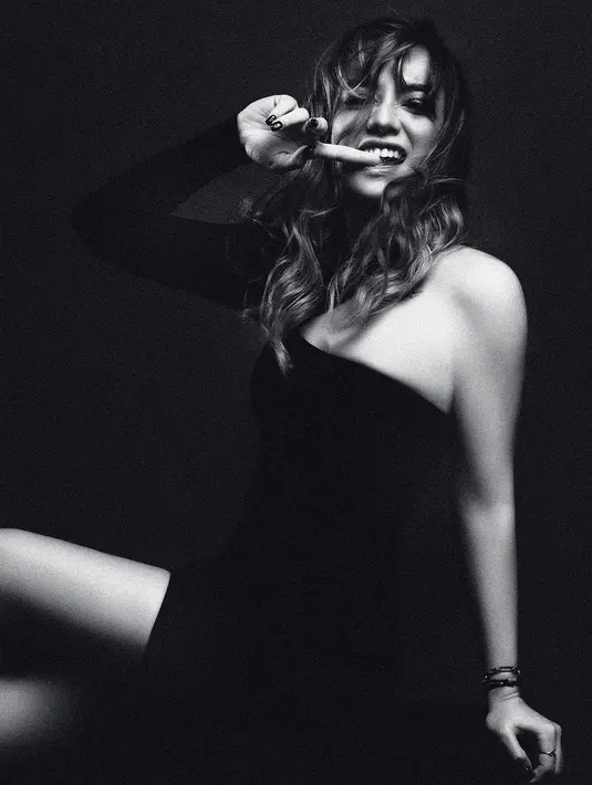 Pesona Putri Anne disebut sebagai hot mama dan seorang model yang cantik. [Instagram.com/anneofficial1990]