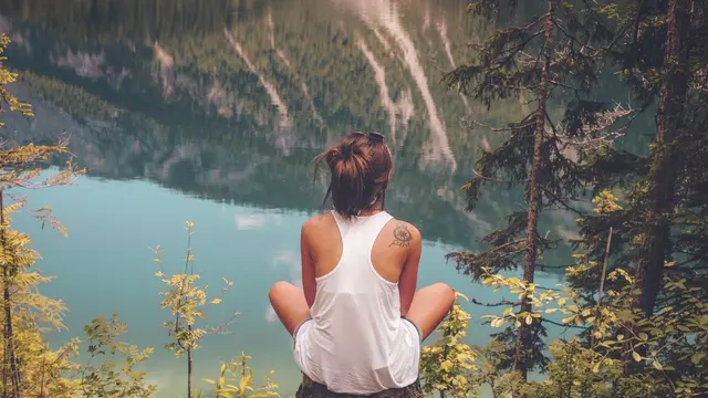 [bintang] Editor Says: Semakin Tua, Weekend Semakin Berharga