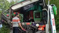 Polisi bawa spedometer untuk dilakukanpenyelidikan terkait kecelakaan maut yang merenggut 13 orang meninggal dunia di Jalan Dlingo-Wonogiri Bantul Yogyakarta