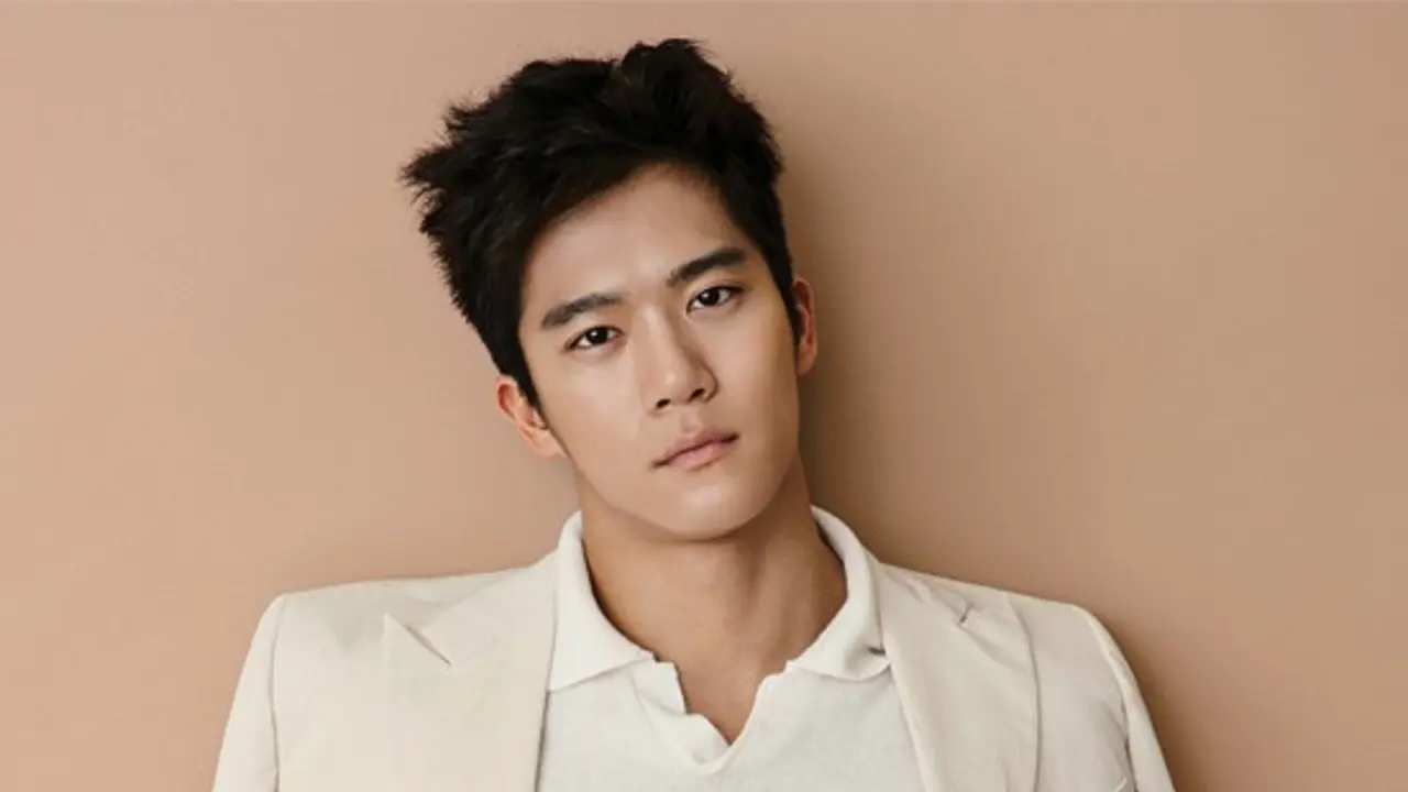 Ha Seok Jin
