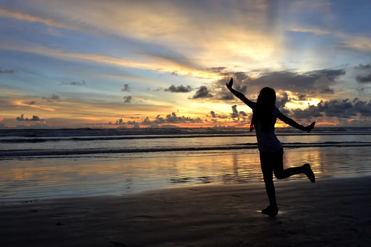 Liburan Ke Bengkulu Wajib Berburu Golden Sunset