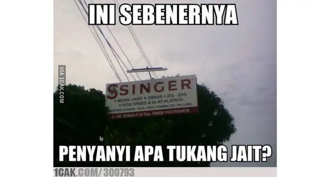 6 Baliho Ini Nyeleneh Banget, Bikin Tepuk Jidat