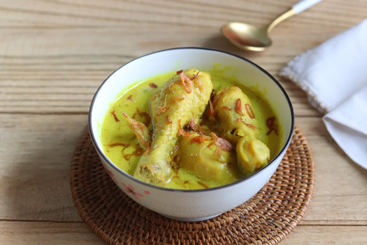 resep opor ayam kuning spesial