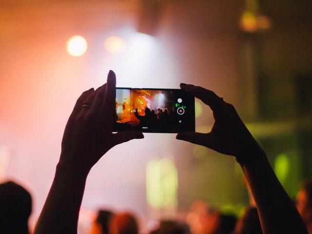 Lirik Lagu Mama Cry Ynw Melly Ragam Bola Com Meskipun mejamu berantakan, setidaknya itu lebih baik daripada meja yang kosong, kan? lirik lagu mama cry ynw melly ragam