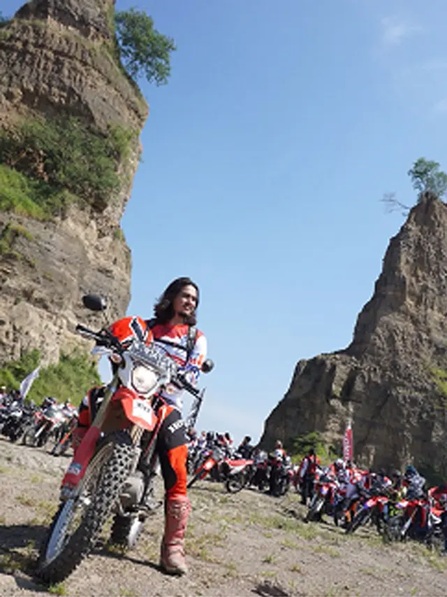 Keseruan Honda Adventure Days 2019 Melewati Destinasi Keren dan Menantang di Pulau Jawa