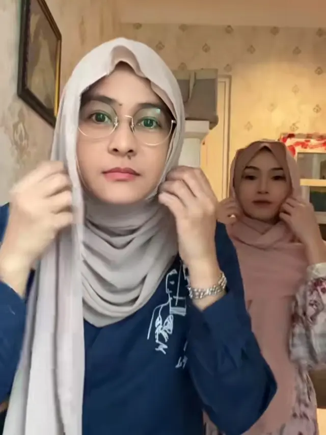 Dara dan Mita The Virgin