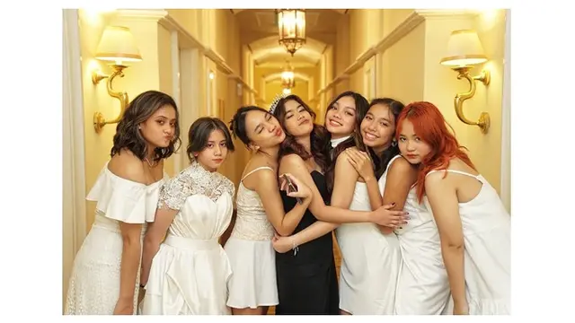 6 Potret Perayaan Ulang Tahun Jemima Jasmine Anak Novita Angie ke-17, Meriah