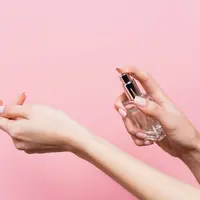 Ilustrasi tanda parfum kedaluwarsa. (c) IgorVetushko/Depositphotos.com