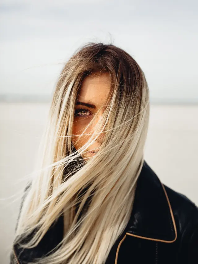 [Fimela] rambut pirang