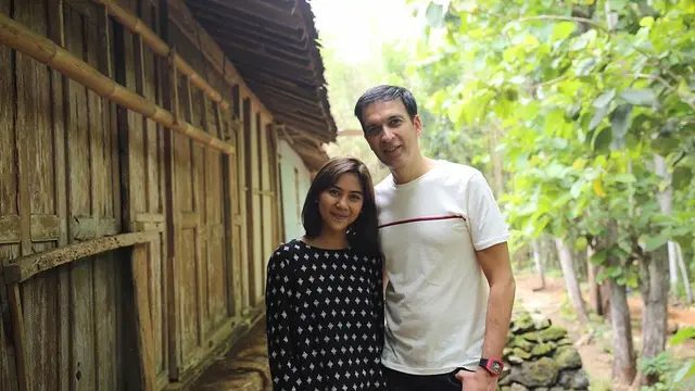 Segera Tayang di Bioskop, Ini 7 Potret Kebersamaan Pemain Film KKN Di Desa Penari